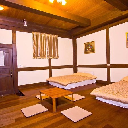 Maple Leave Holiday Villa Renai Εξωτερικό φωτογραφία
