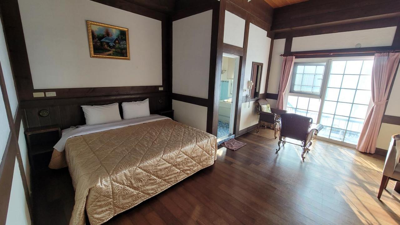 Maple Leave Holiday Villa Renai Εξωτερικό φωτογραφία