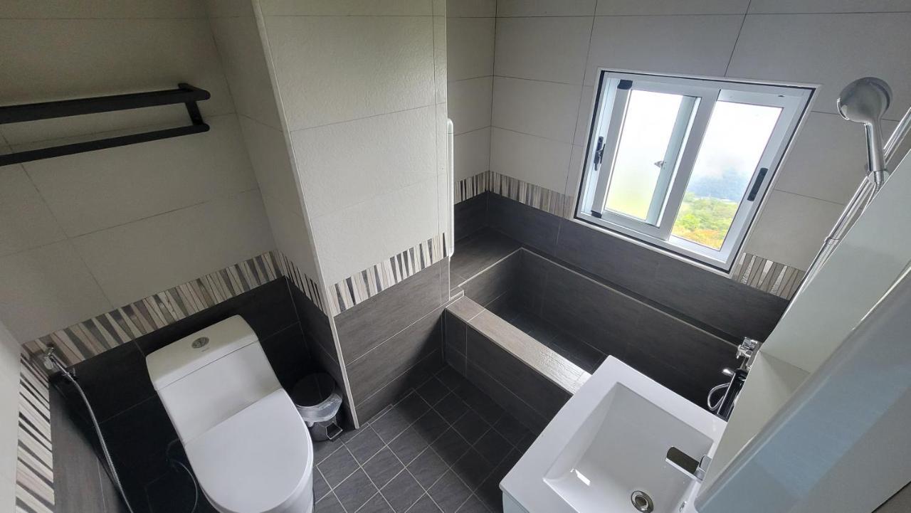 Maple Leave Holiday Villa Renai Εξωτερικό φωτογραφία