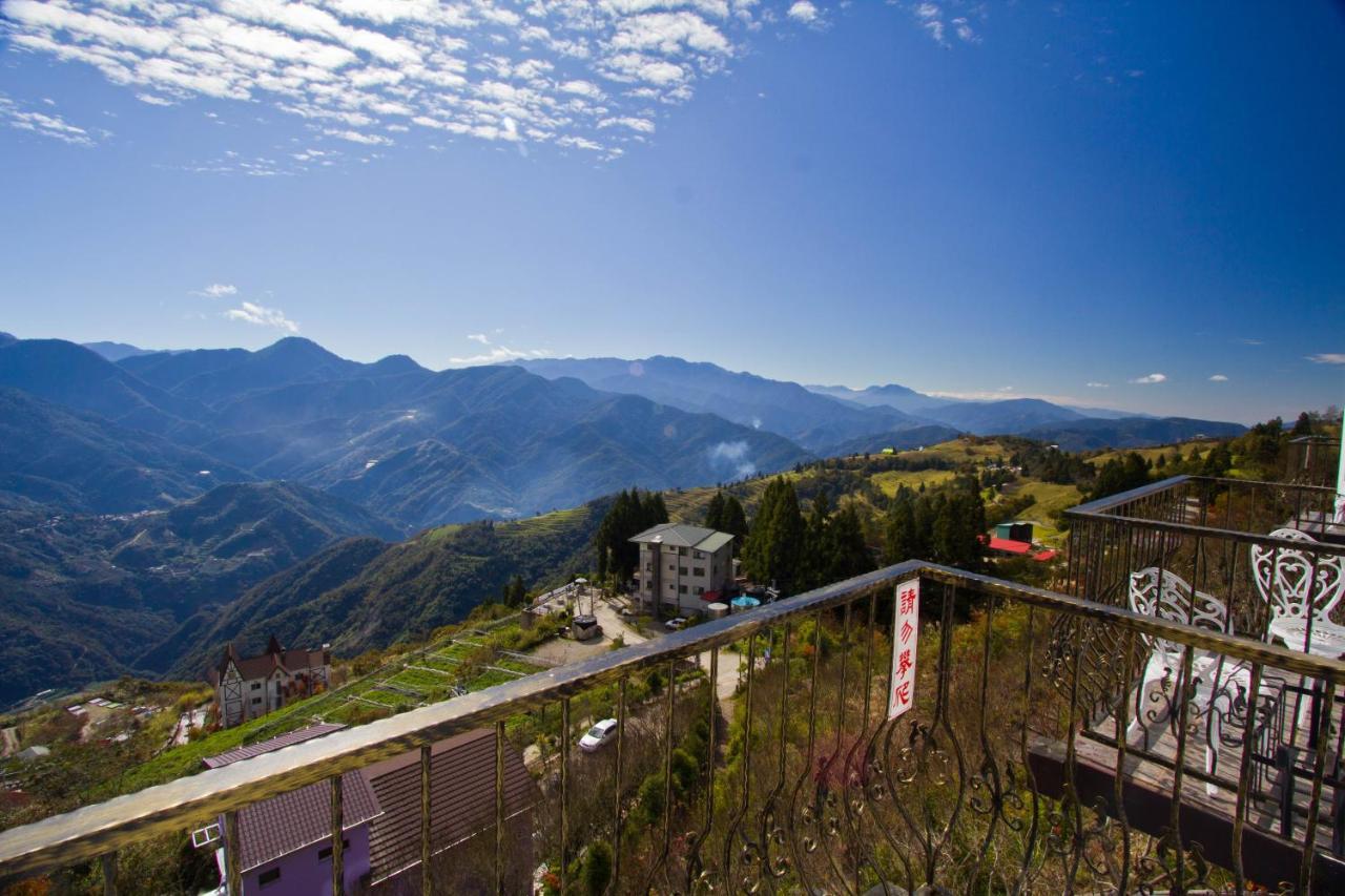 Maple Leave Holiday Villa Renai Εξωτερικό φωτογραφία