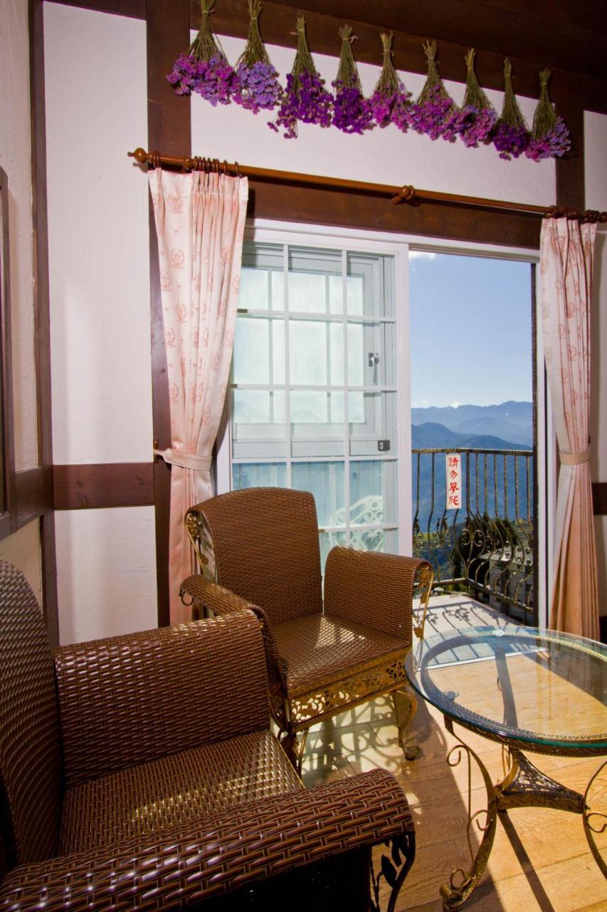 Maple Leave Holiday Villa Renai Εξωτερικό φωτογραφία